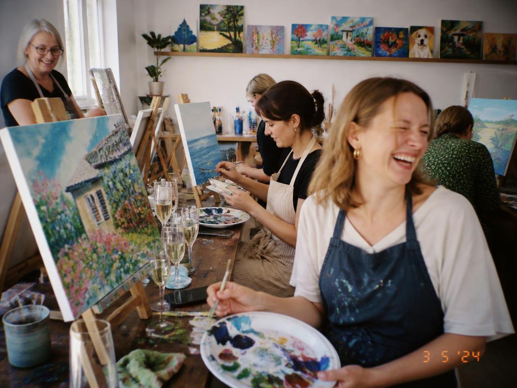 Creative Painting Experience